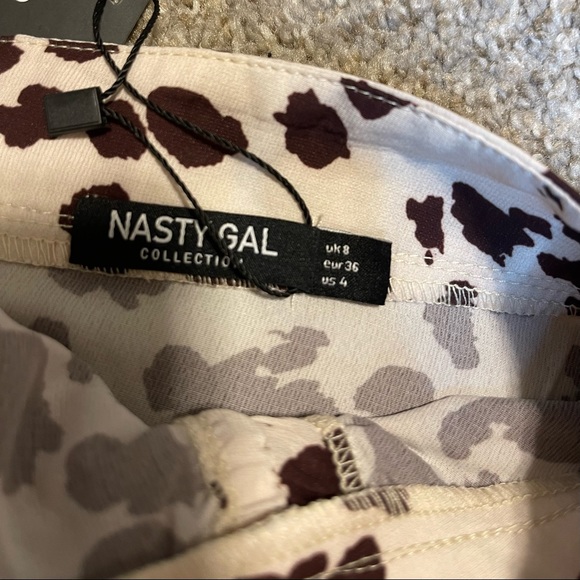 Mini skirt - Picture 3 of 4